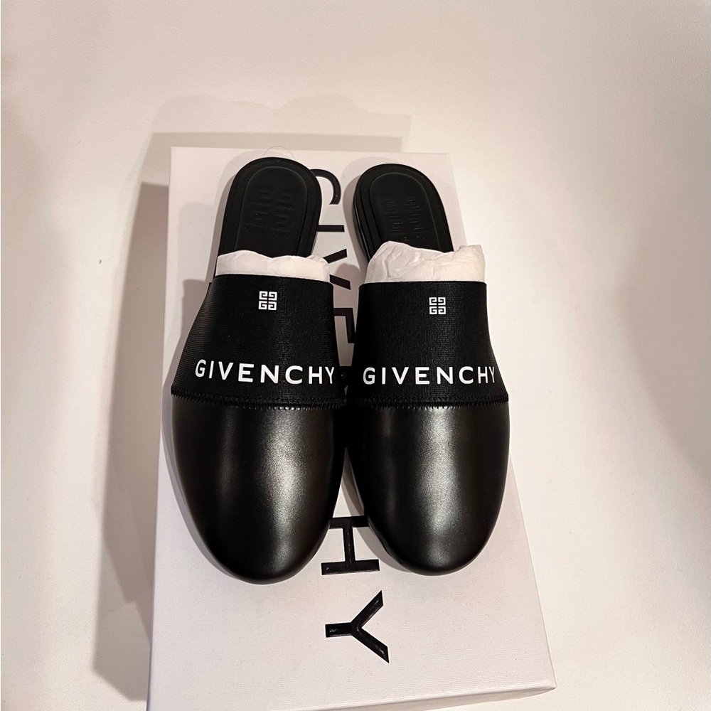 Givenchy Bedford 4G Mules, Black Leather with Givenchy Paris Logo, Made in Italy